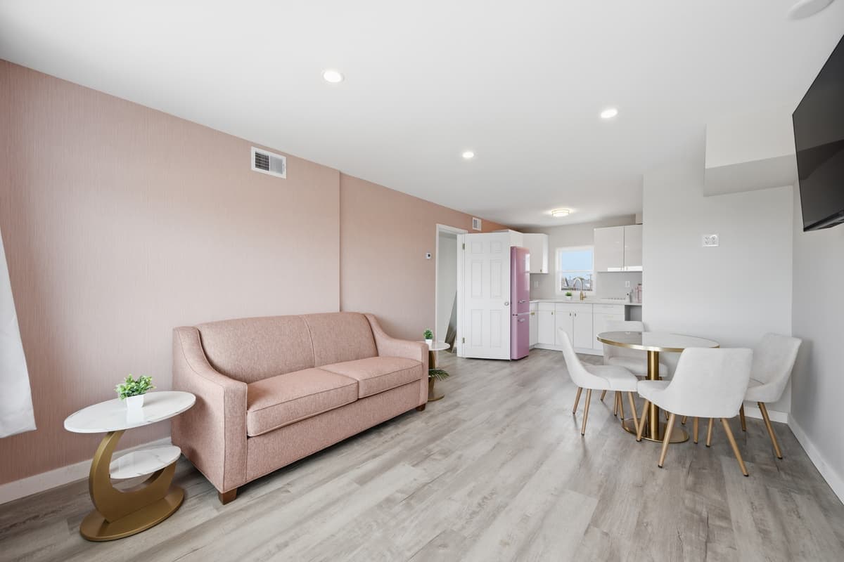 Executive One Bedroom Efficiency - Ocean View